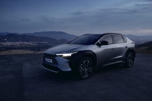 Toyota bZ4X AWD 2021 года  (WW)